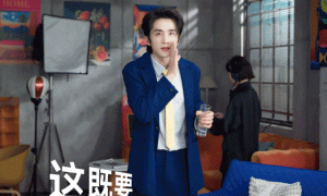 张新成短片台词引共鸣，实力诠释全能艺人